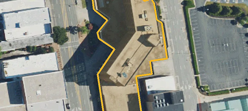 135 Main St
