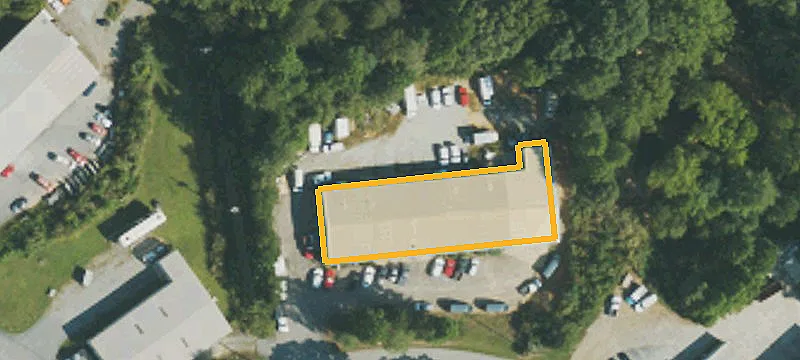33 Loop Rd