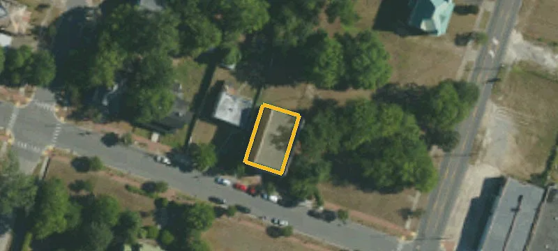 305 Walnut St