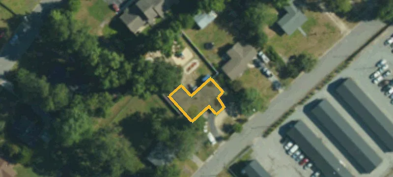 111 Lee Dr