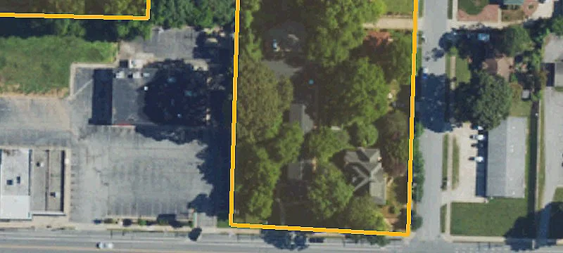 2406 Spg Gdn St