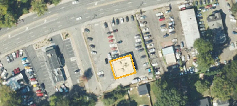 3500 Tryon St