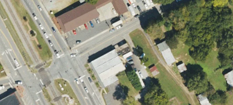 101 Main St