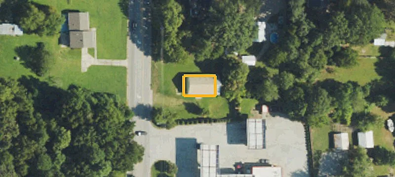 108 College St