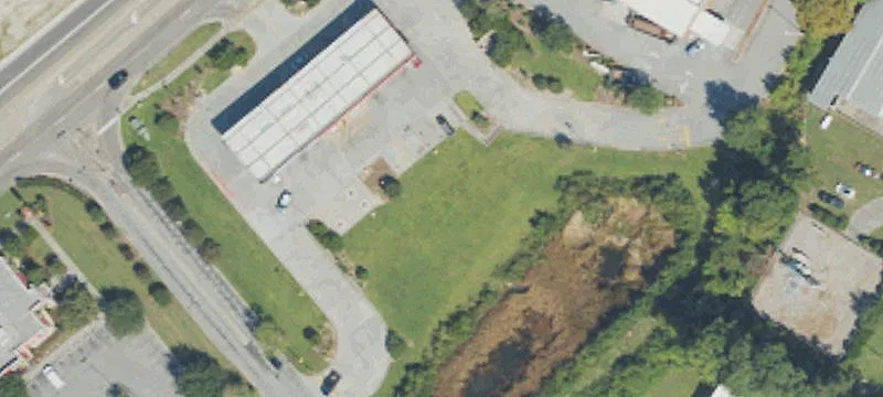 4557 Main St