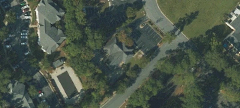 120 Oakmont Dr