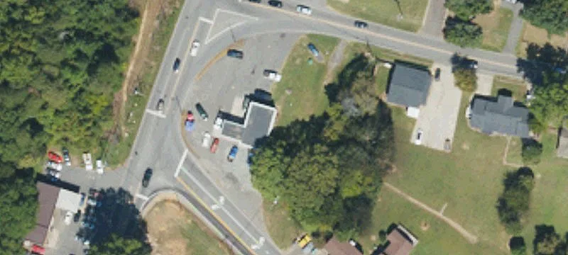 1702 Hickory Grv Rd