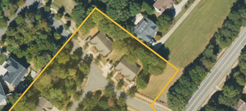 8545 Chatham Gln Dr