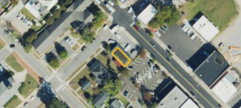 201 Main St