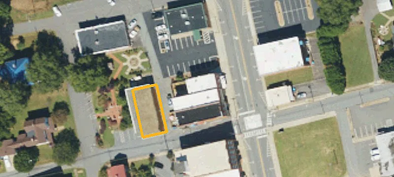 105 Main St
