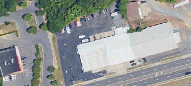 211 Main E St