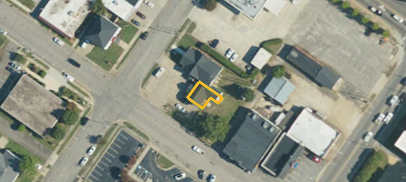 211 Divine St