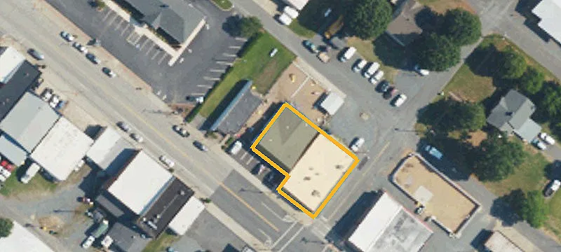 206 Main St