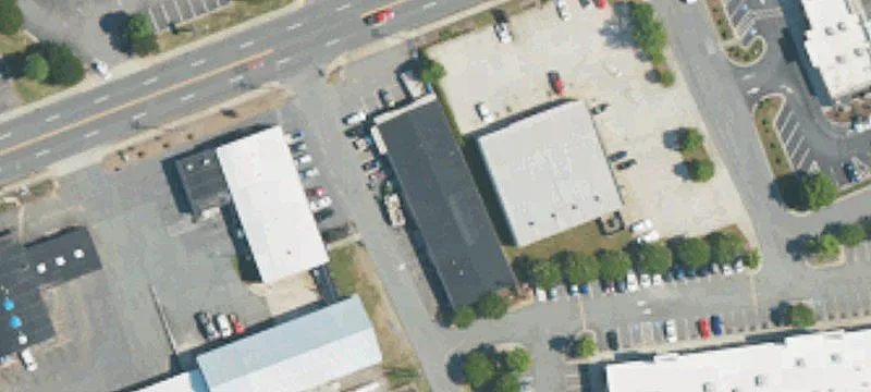902 Main St