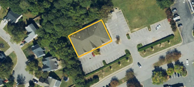 128 Oakhall Dr