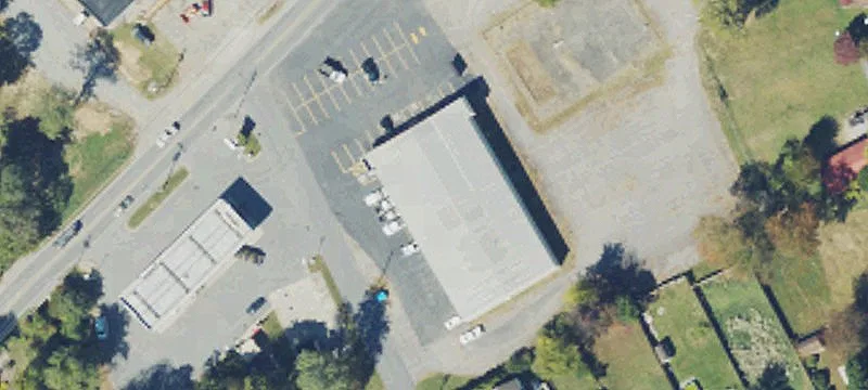 1921 Main St