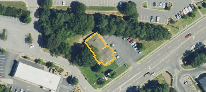 2160 Main St