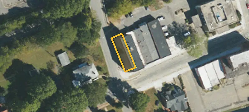 126 Main St