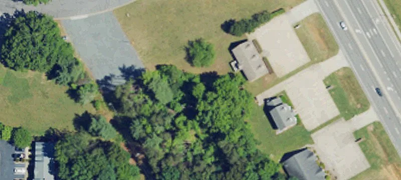 1315 Fwy Dr
