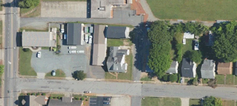 902 Raeford Ave