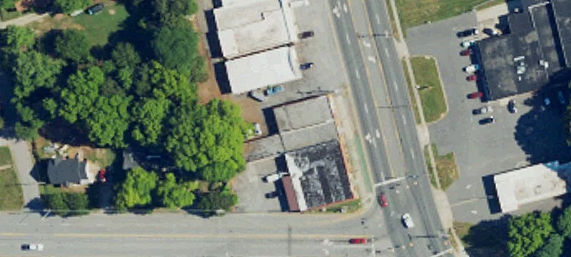 2510 Main St