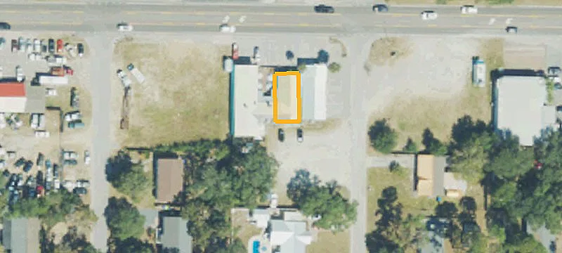8317 Oak Is Dr