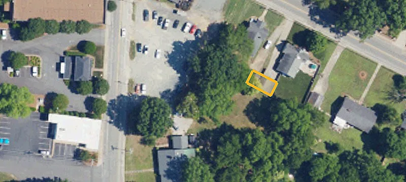 1483 Main St