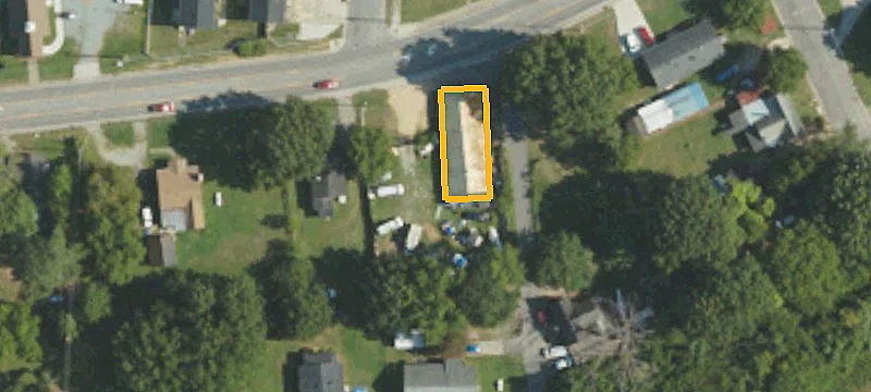 900 Lizzie St