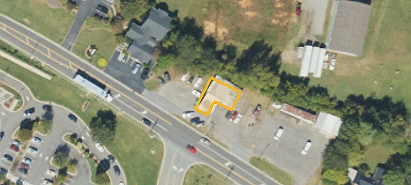 305 Main St
