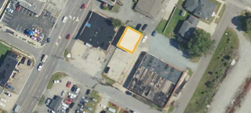 807 Massey St