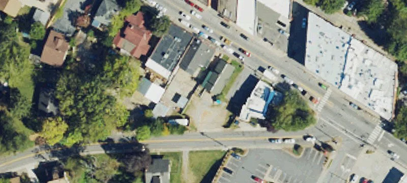 794 Haywood Rd