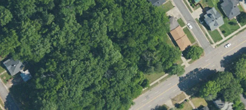 112 Salisbury Ave