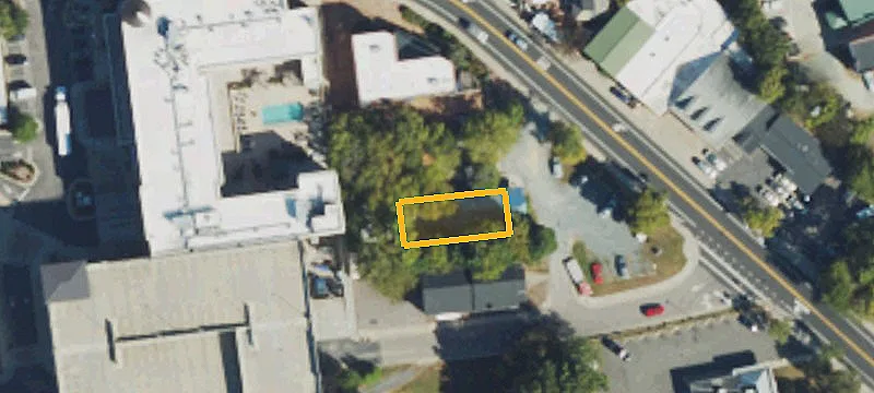 100 Boyd St
