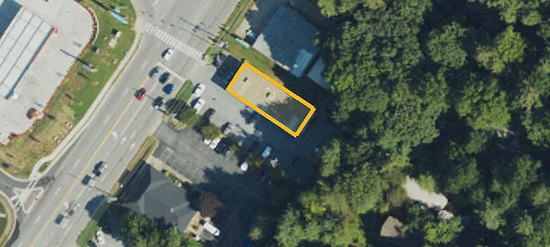 73 Airport Rd