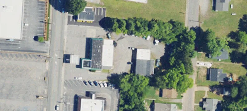 723 Scales St