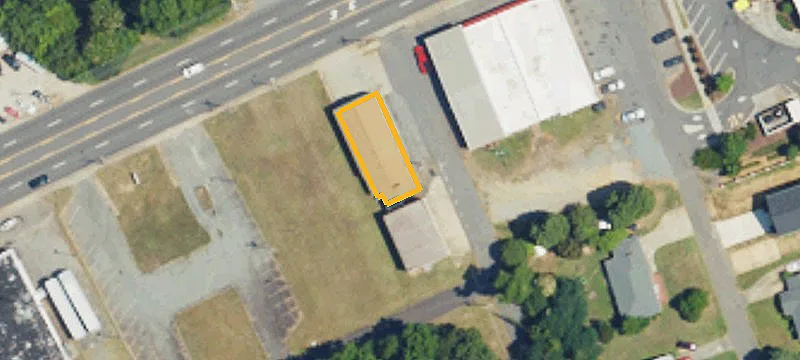 2498 Main St