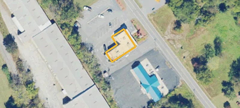 640 Main St