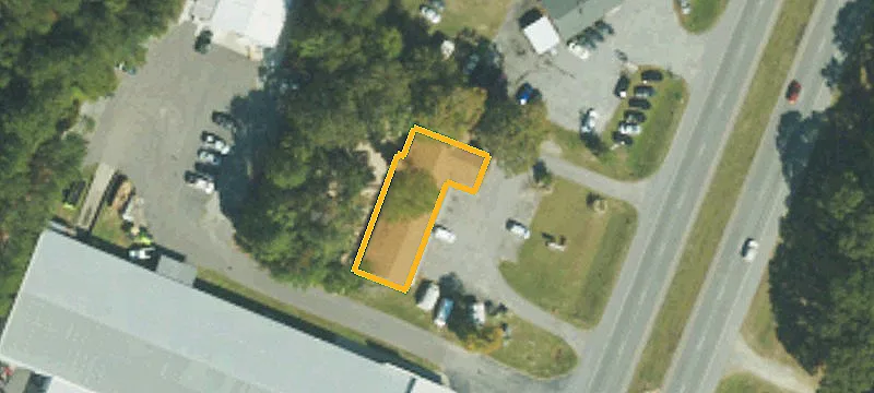 1933 Memorial Dr