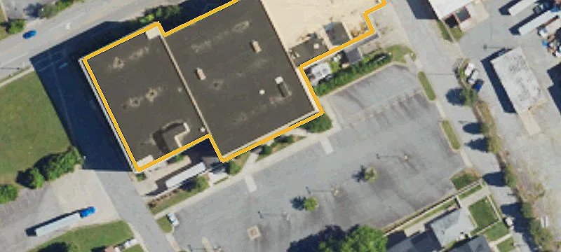 401 Main St