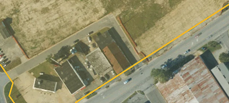 2200 Dickinson Ave