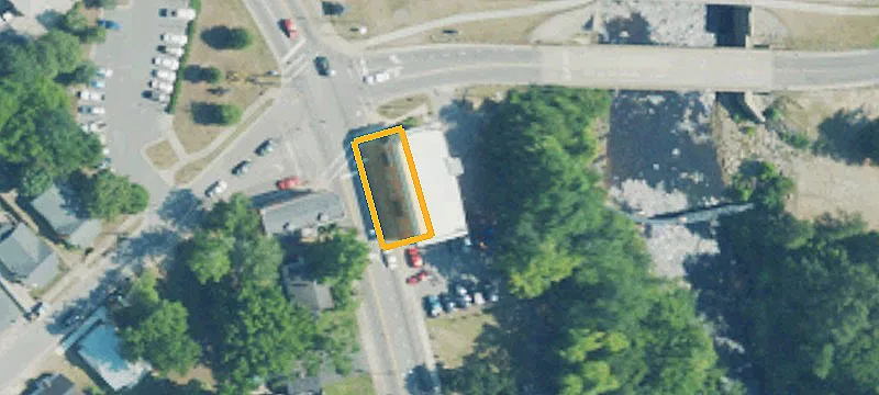 3701 Main St