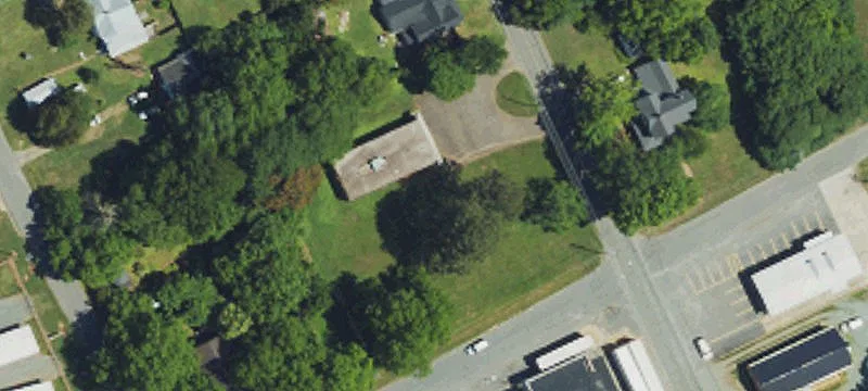 211 Dogwood Ave