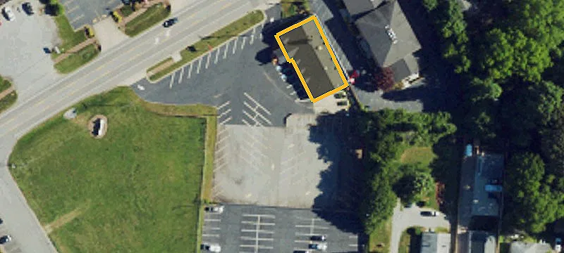 727 Main St