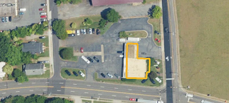 2004 Main Ave