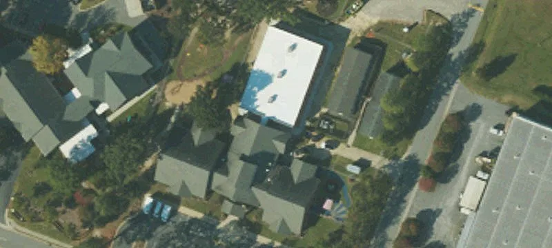 532 Moye Blvd