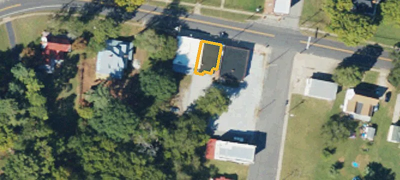 105 Main St