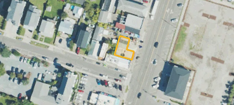10 Lk Park S Blvd