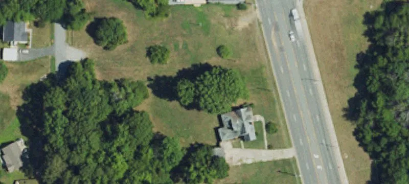Maple Ave