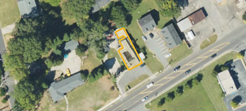 948 Main St