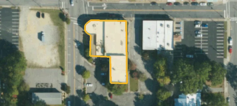 301 Main St